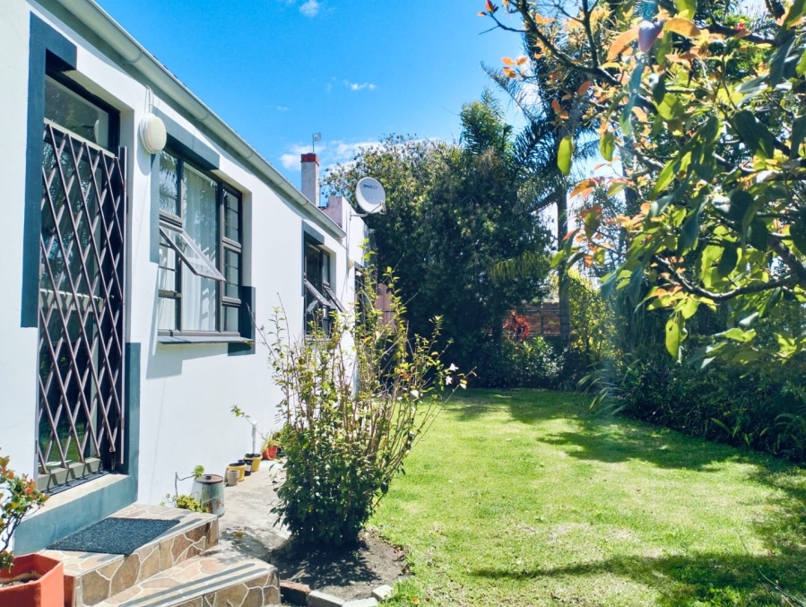 7 Bedroom Property for Sale in Berea Eastern Cape
